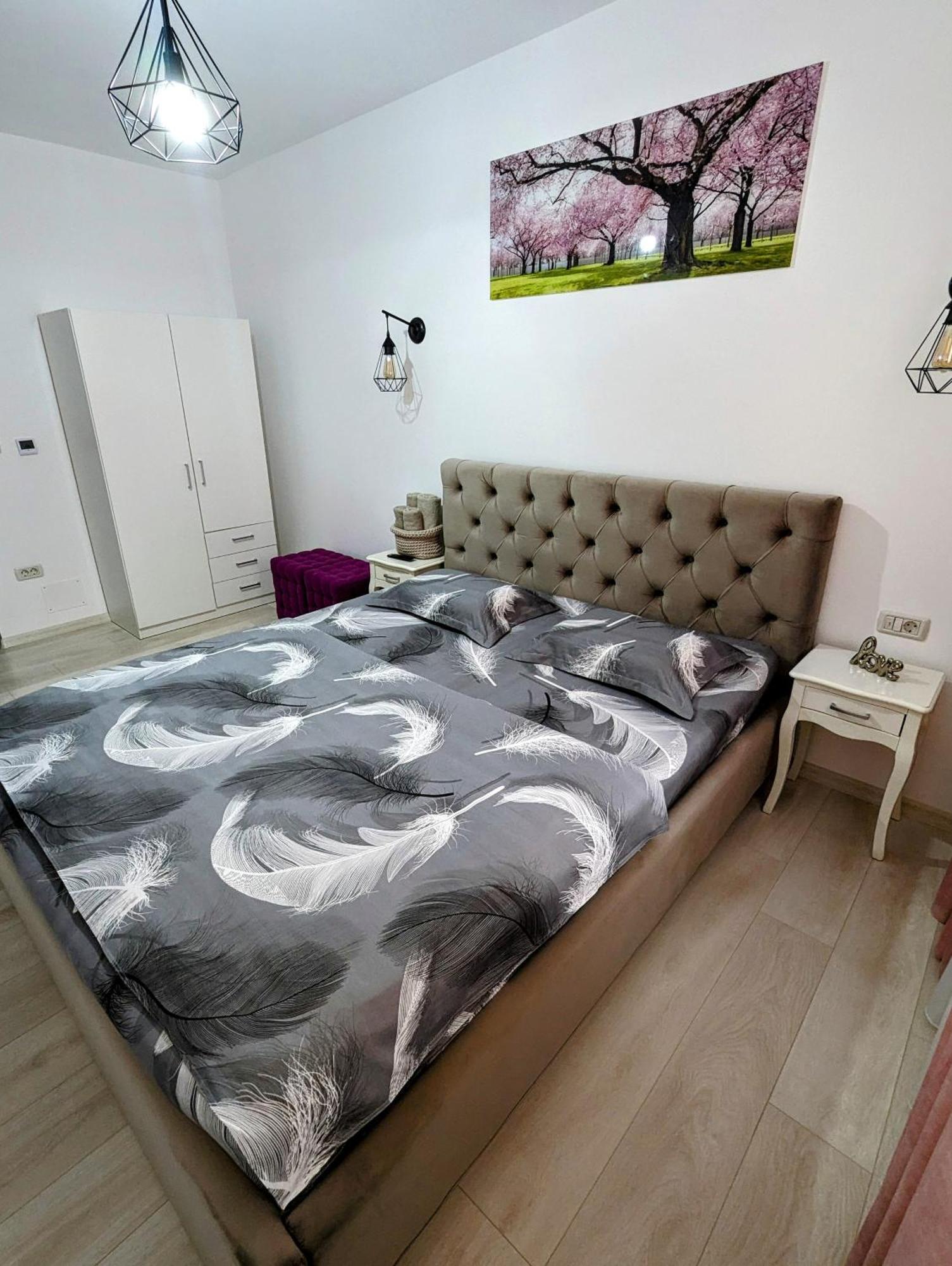 White Studio Câmpulung Moldovenesc Esterno foto